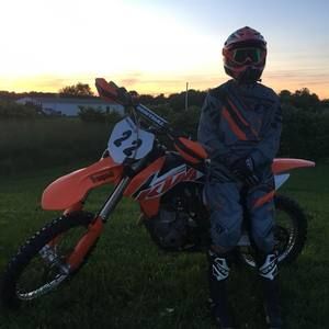 Meet your Posher, Blake